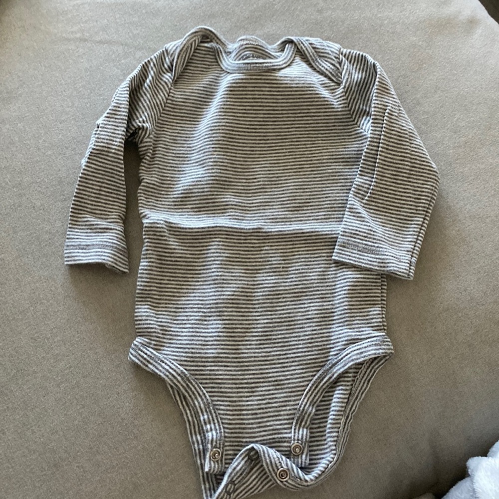6 month long sleeve onesie